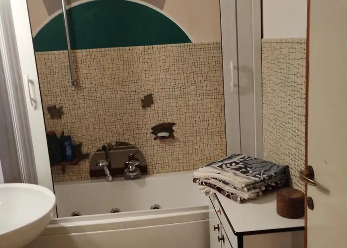 Il Semaforo A Due Passi Dal Centro Di アパート